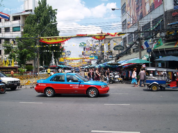 bangkok apartments for sale