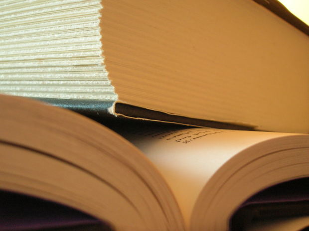 "crypto trading chart pattern books"