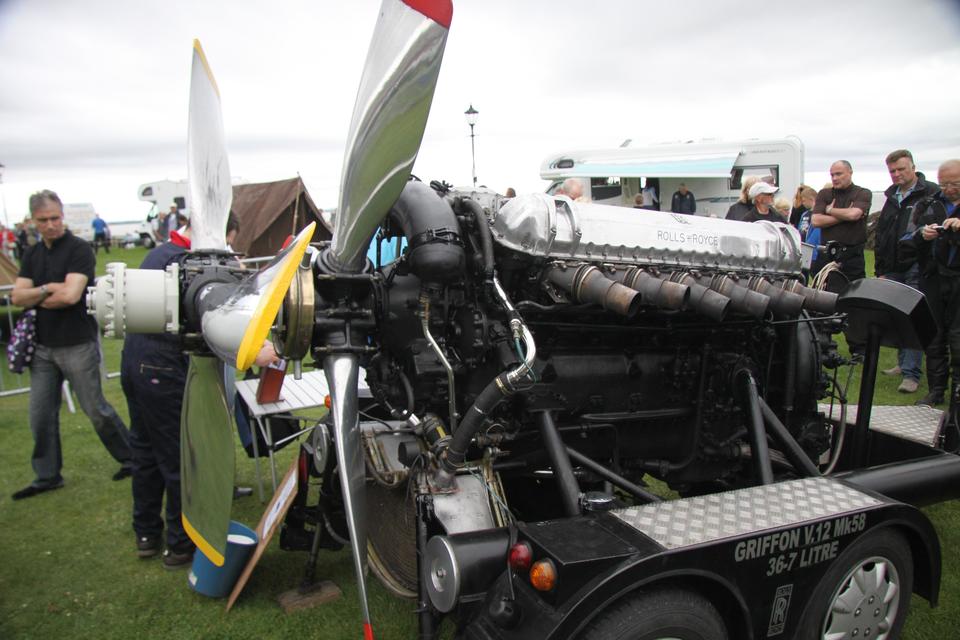 vehicle,show,propeller
