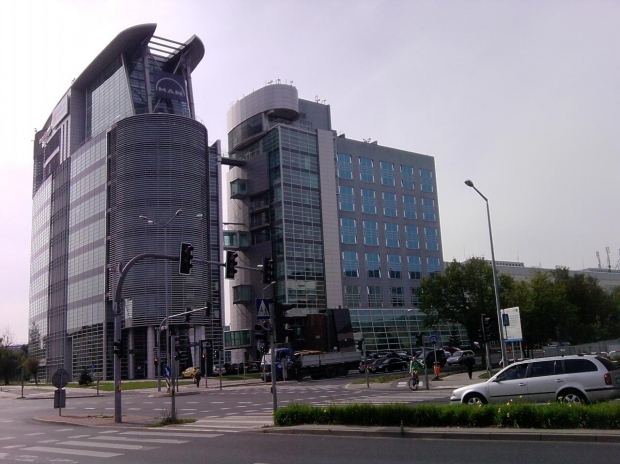 14342142602g8lj.jpg