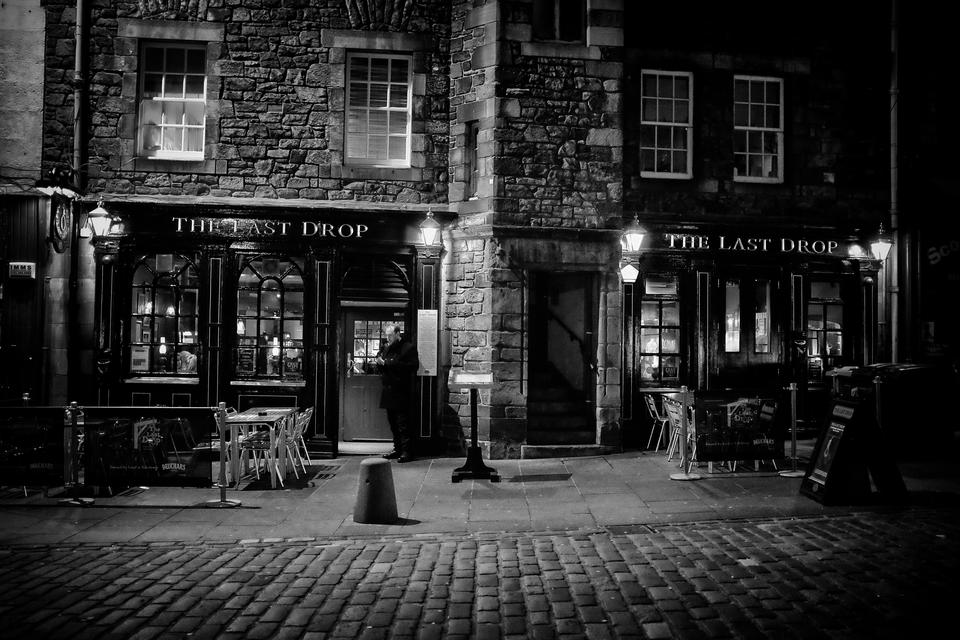 Mulligans Golf Pub And Eatery