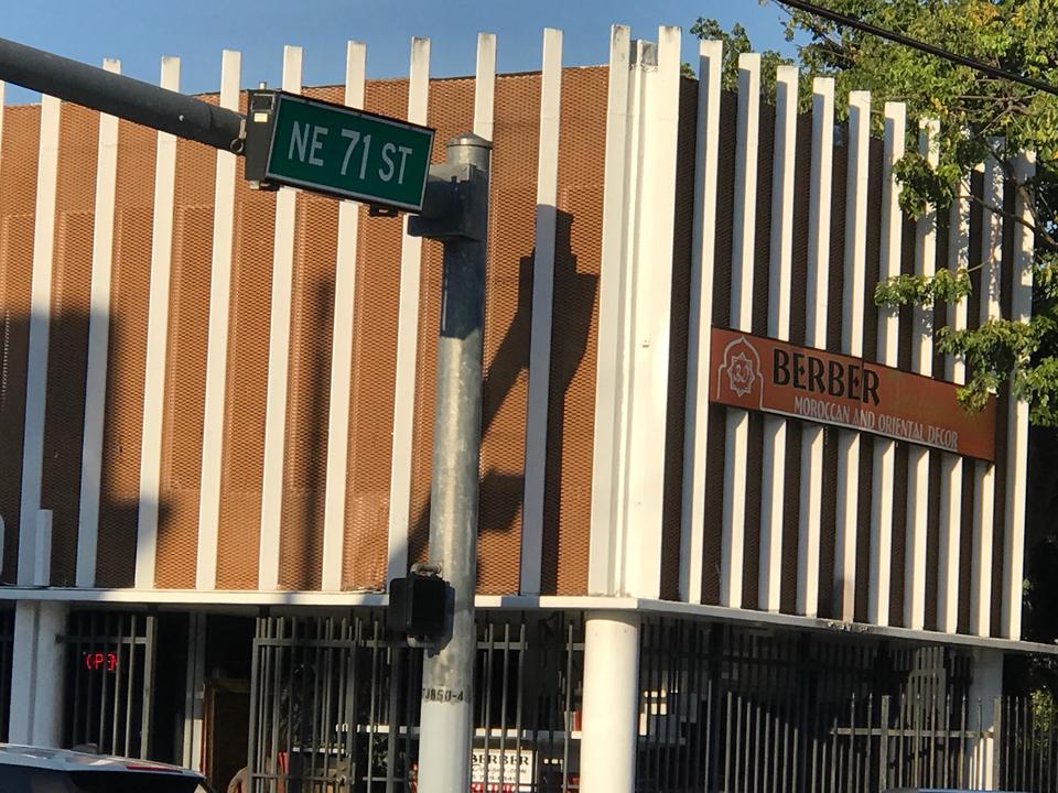 "Majestic Grande Hotel"