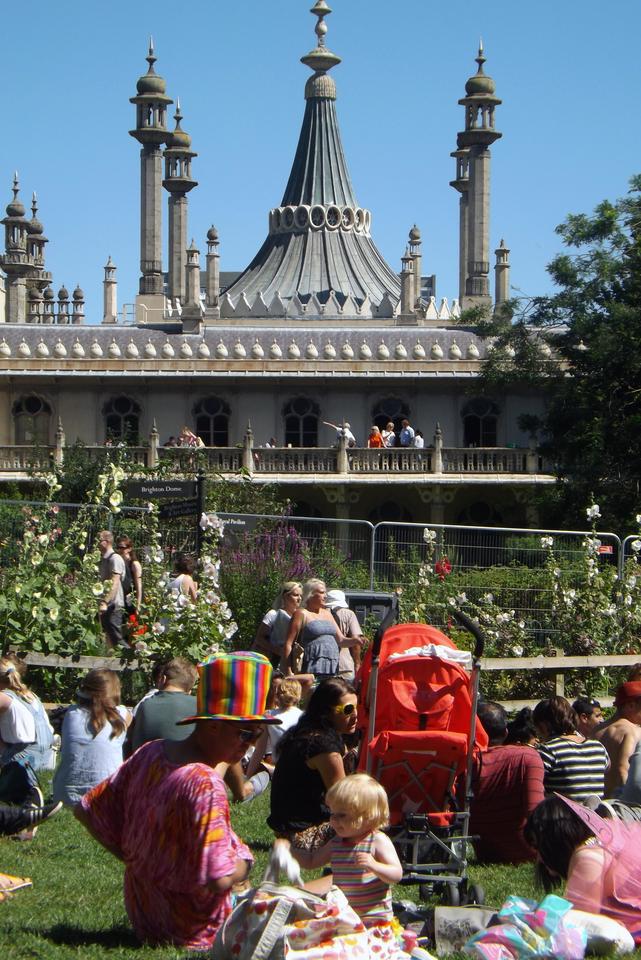 Brighton & Hove Albion f.c. gegen Arsenal Aufstellungen