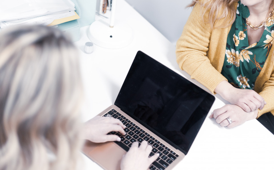 How To Make Use Of Growth Hacking To Attract And Retain Customers